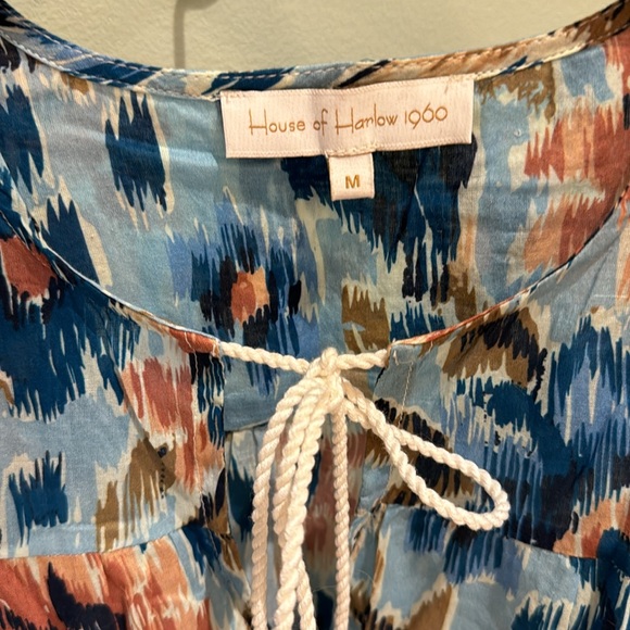 House of Harlow ruffle sleeve blouse with tie front EUC - Picture 2 of 6